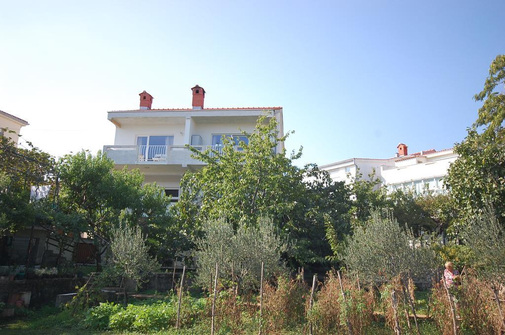 Apartments Curicta 1 كرك المظهر الخارجي الصورة
