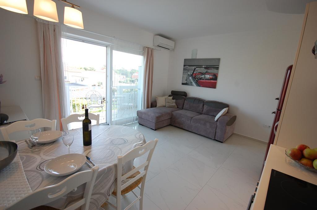Apartments Curicta 1 كرك المظهر الخارجي الصورة