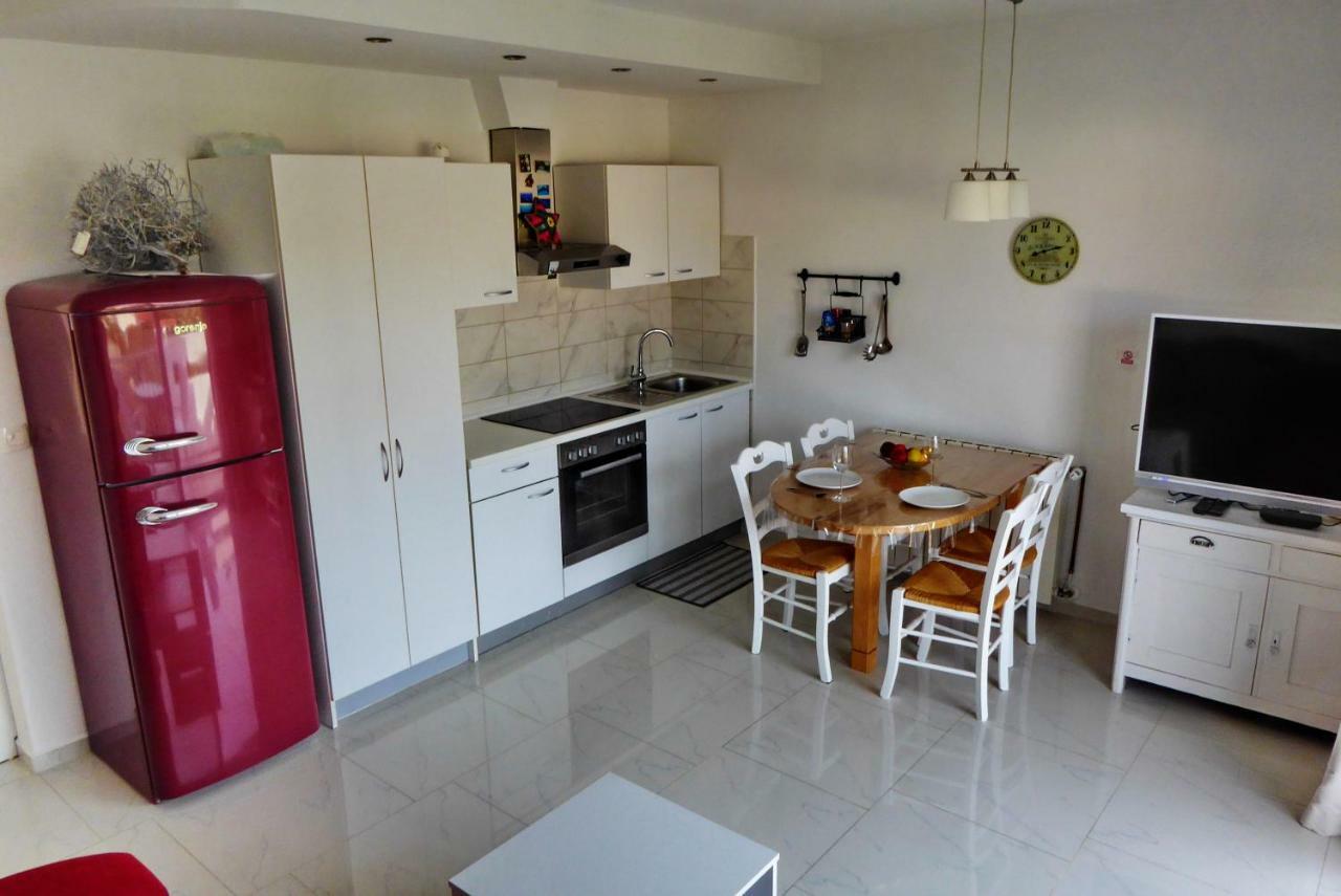 Apartments Curicta 1 كرك المظهر الخارجي الصورة