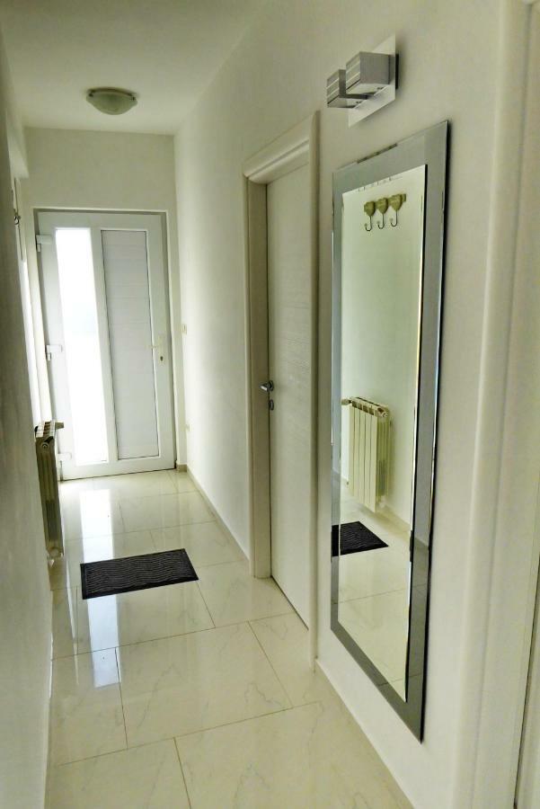 Apartments Curicta 1 كرك المظهر الخارجي الصورة